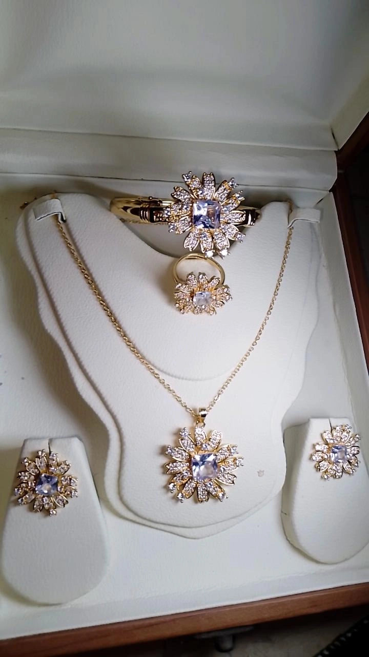 🌸 Sunflower Radiance Jewelry Set – 4 Pieces 💎✨