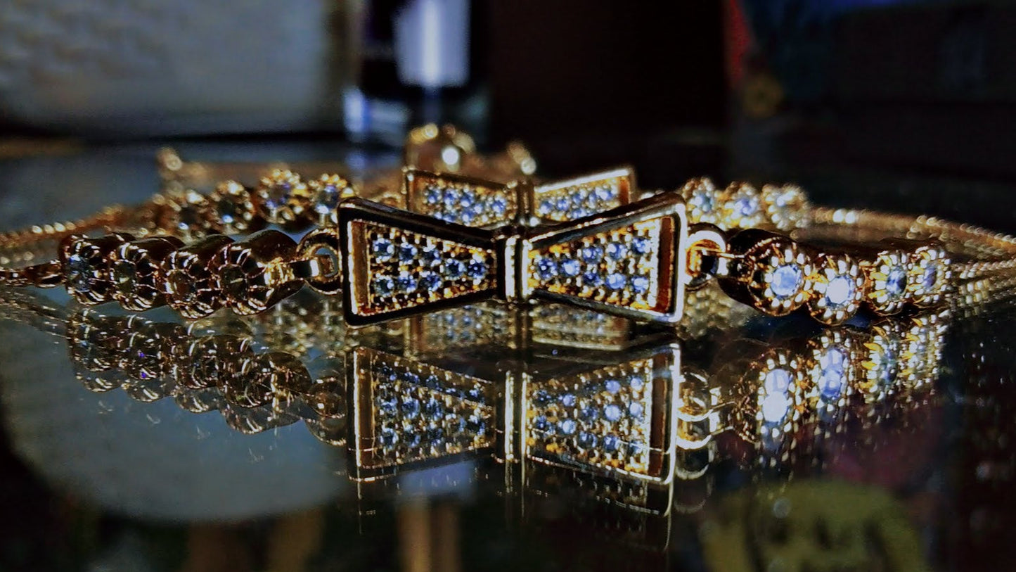 ✨ Premium Stainless Steel Gold Bow Bracelet