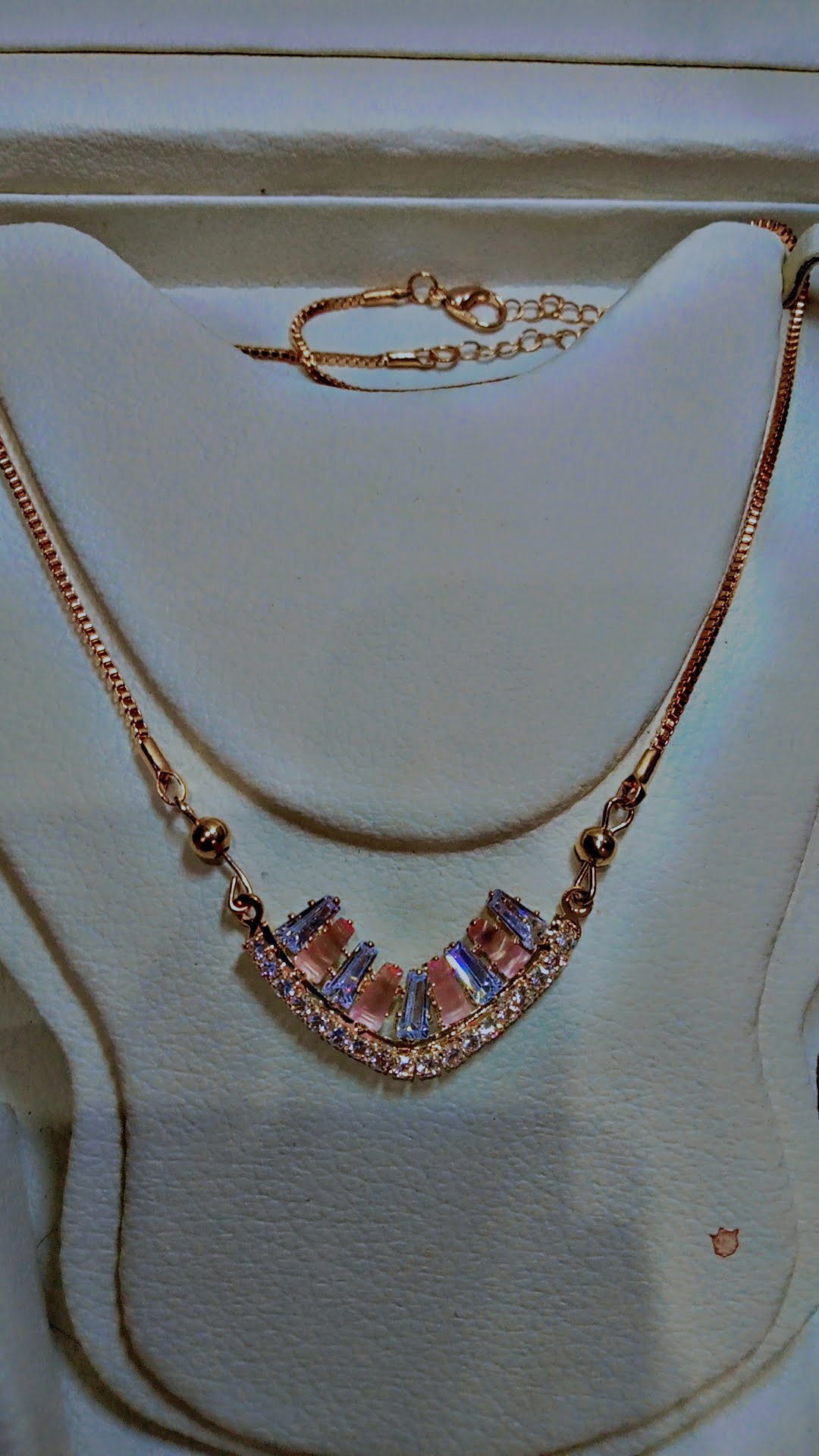 ✨ Luxe Crystal Trendy Necklace 💎