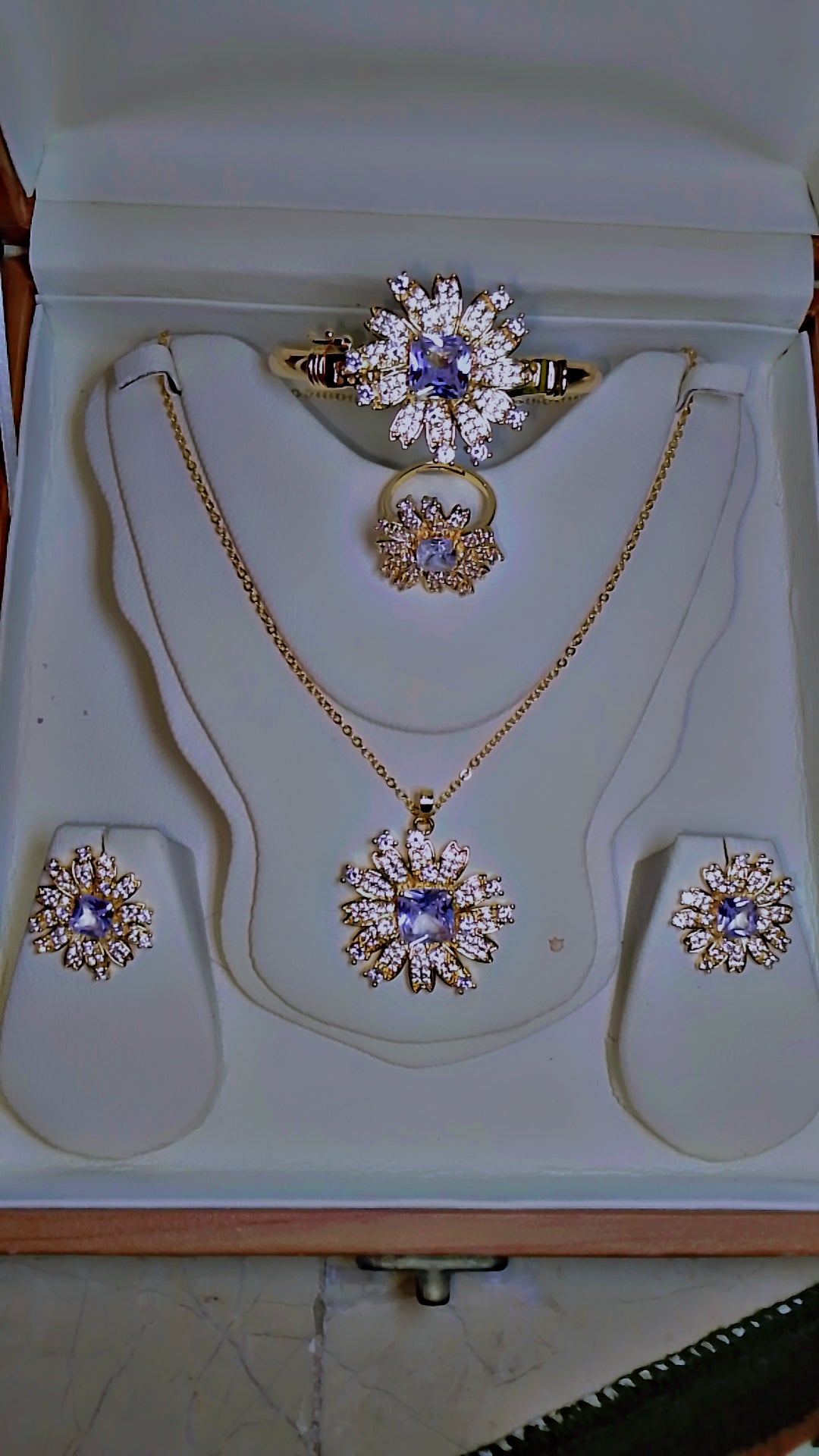 🌸 Sunflower Radiance Jewelry Set – 4 Pieces 💎✨